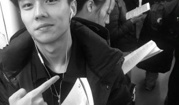 吃瓜娱乐微博头像男的,揭秘吃瓜娱乐界男明星的微博头像魅力